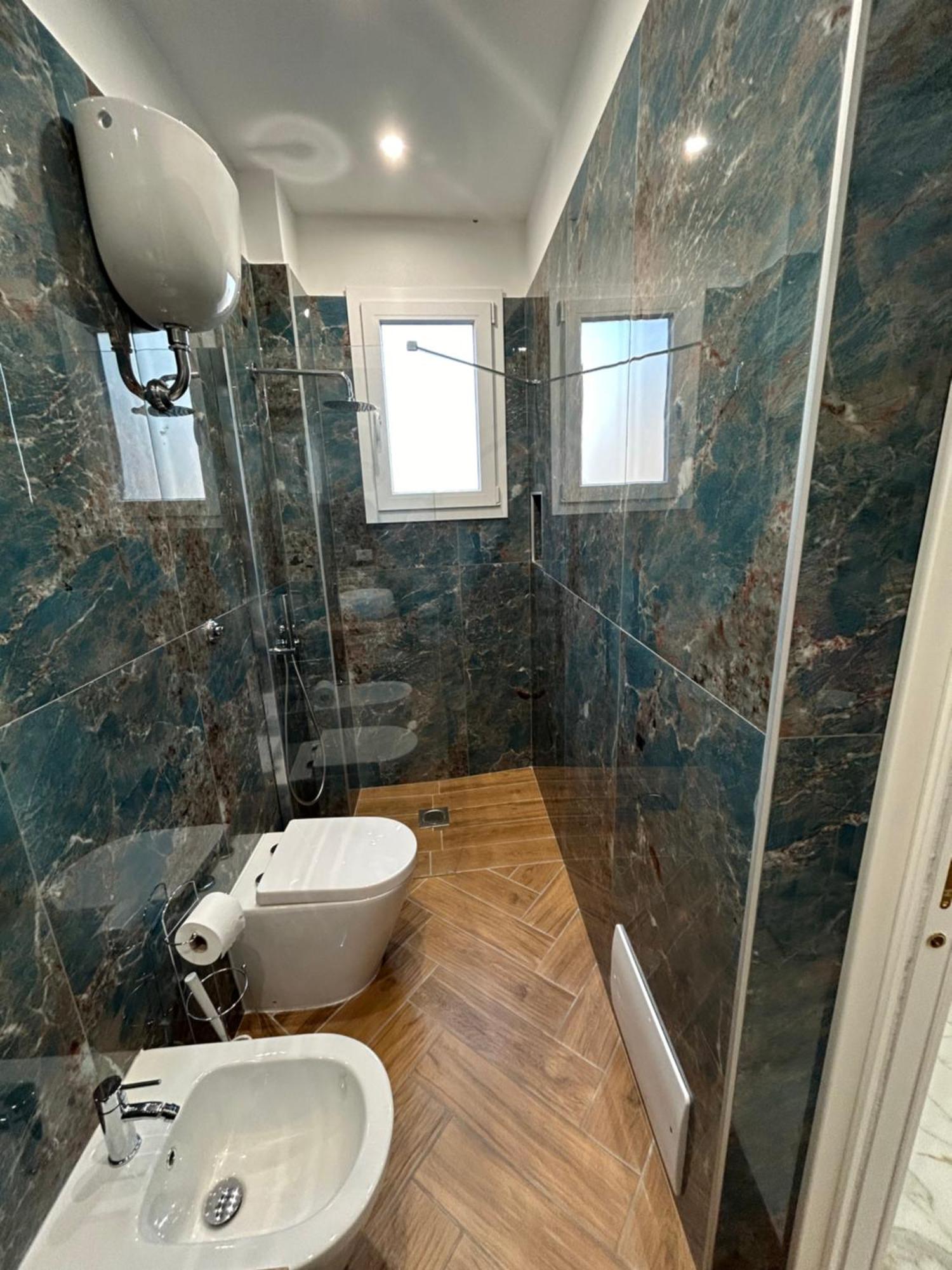 Savior Deluxe Rooms Naples Exterior photo
